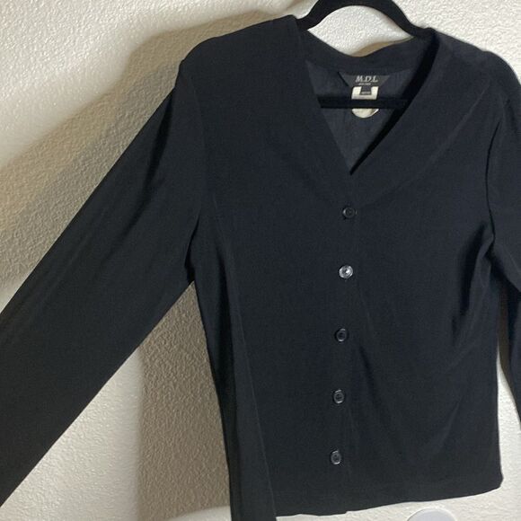 MDL- New York- Black button down- Size 14P - Picture 2 of 5